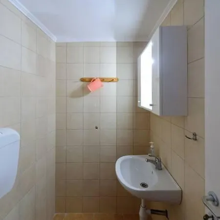 ανώι - The Upper Storey Apartment Kímolos